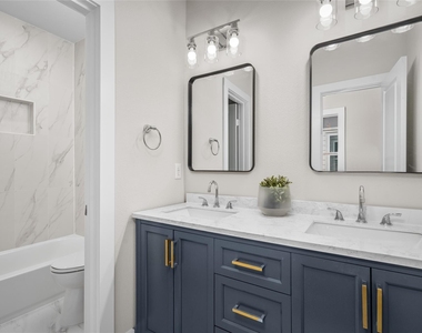 7224 Avenue B - Photo Thumbnail 30