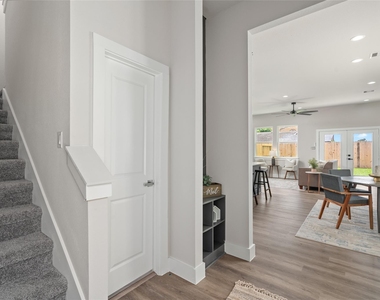 7224 Avenue B - Photo Thumbnail 16