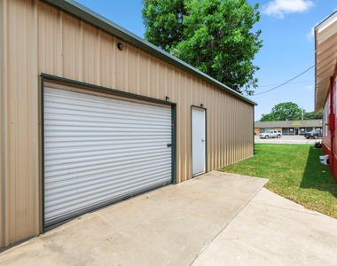 1138 Fannin Street - Photo Thumbnail 23