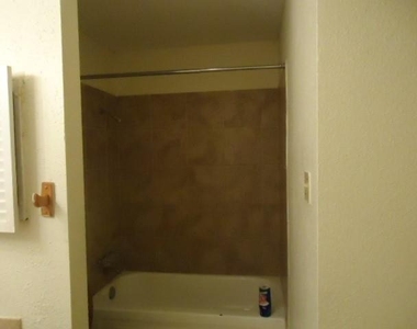 12500 Sandpiper Drive - Photo Thumbnail 4