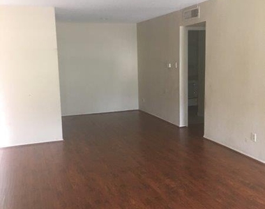 12500 Sandpiper Drive - Photo Thumbnail 1