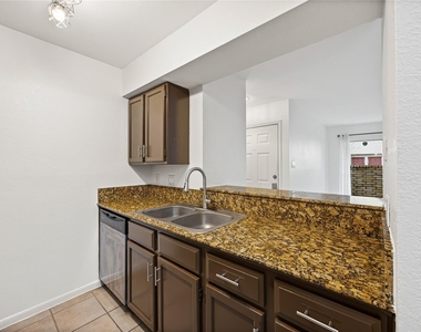 2120 El Paseo Street - Photo Thumbnail 4