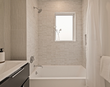 706 East 32nd Street - Photo Thumbnail 6