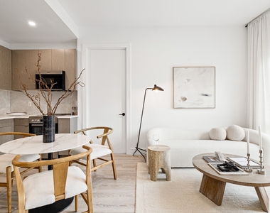 706 East 32nd Street - Photo Thumbnail 2