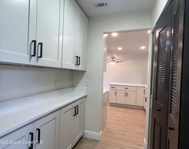 1171 Riviera Drive Ne - Photo Thumbnail 24