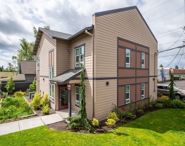 134 N 18th St - Photo Thumbnail 5
