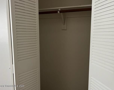 3135 Shady Dell Lane - Photo Thumbnail 15