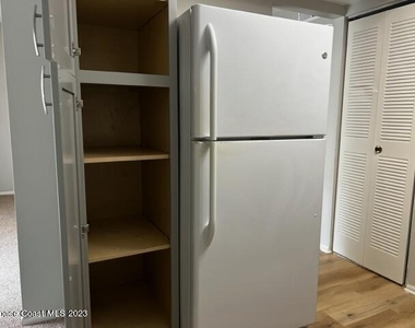 3135 Shady Dell Lane - Photo Thumbnail 5