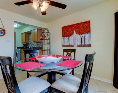 5092 Beach Drive Se - Photo Thumbnail 7