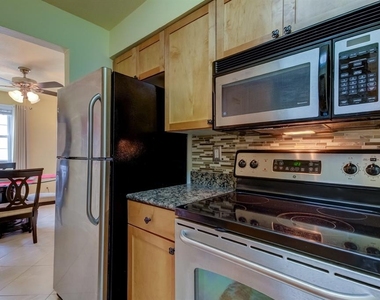 5092 Beach Drive Se - Photo Thumbnail 12