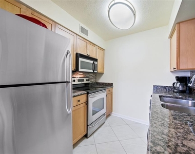 5092 Beach Drive Se - Photo Thumbnail 13