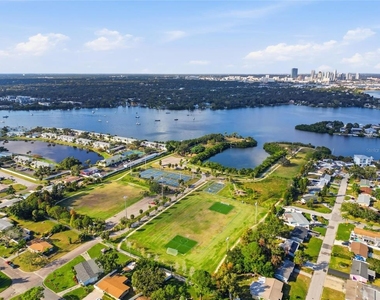 5092 Beach Drive Se - Photo Thumbnail 51