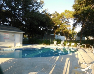 5607 67th Avenue N - Photo Thumbnail 19