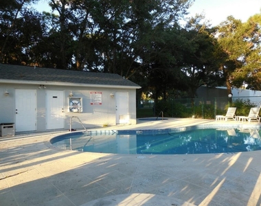 5607 67th Avenue N - Photo Thumbnail 18