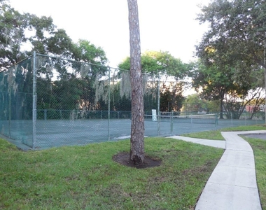 5607 67th Avenue N - Photo Thumbnail 22