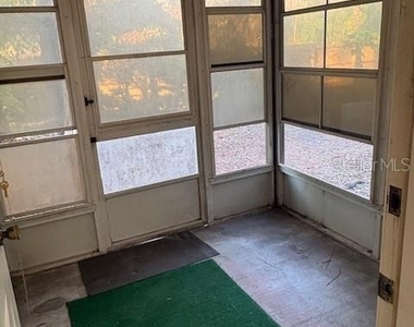 5607 67th Avenue N - Photo Thumbnail 15