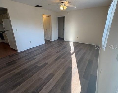 5607 67th Avenue N - Photo Thumbnail 8