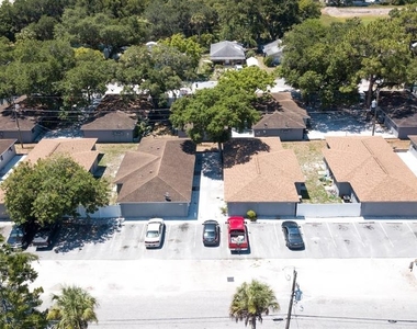 907 34th Avenue W - Photo Thumbnail 6