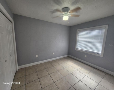 5718 N Lincoln Avenue - Photo Thumbnail 9