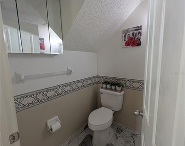 4321 Deermont Circle - Photo Thumbnail 8