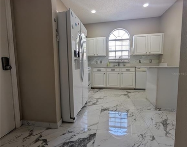 4321 Deermont Circle - Photo Thumbnail 9