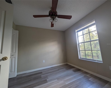 4321 Deermont Circle - Photo Thumbnail 23