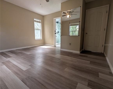 4321 Deermont Circle - Photo Thumbnail 15