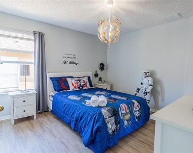 112 Madiera Beach Boulevard - Photo Thumbnail 5