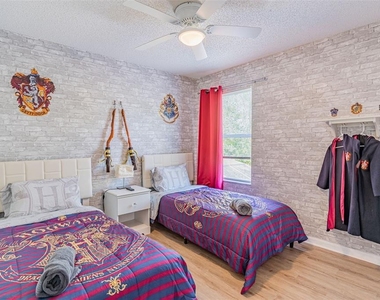 112 Madiera Beach Boulevard - Photo Thumbnail 9