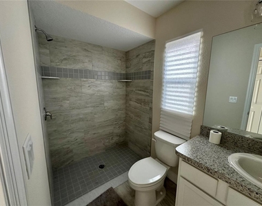 5780 N Lena Drive - Photo Thumbnail 32