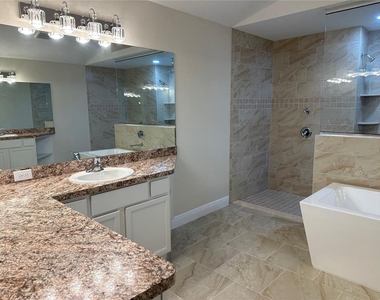 5780 N Lena Drive - Photo Thumbnail 28
