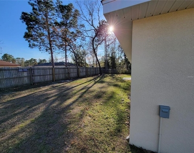 45 Redwood Run - Photo Thumbnail 1