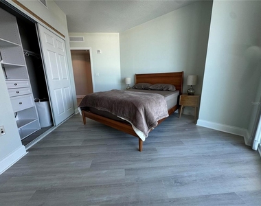 241 Riverside Drive - Photo Thumbnail 19
