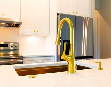 14073 Naylor Avenue - Photo Thumbnail 40