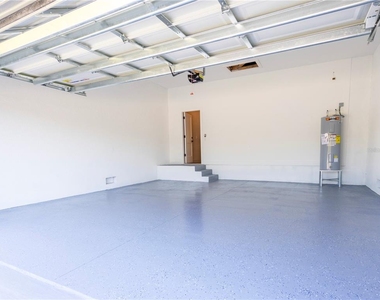 14073 Naylor Avenue - Photo Thumbnail 3