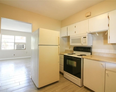 1116 S Tennessee Avenue - Photo Thumbnail 5