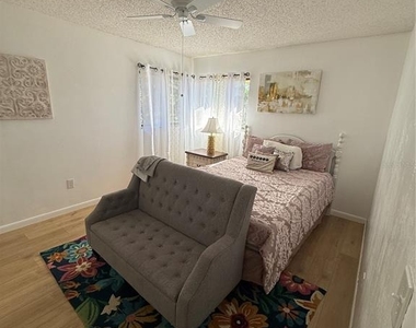 32 Westlawn Place - Photo Thumbnail 17