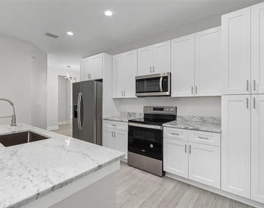 26221 Sandhill Boulevard - Photo Thumbnail 2