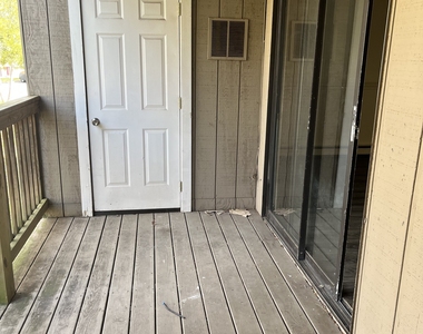 20 Burgundy Hill Lane - Photo Thumbnail 7