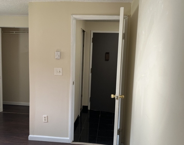 20 Burgundy Hill Lane - Photo Thumbnail 15