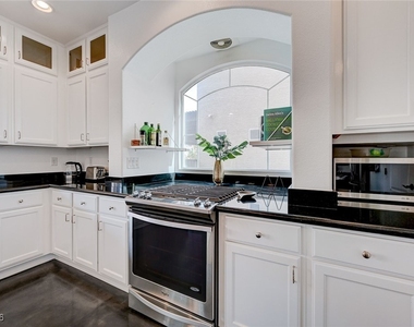 5556 Dancing Fox Court - Photo Thumbnail 18