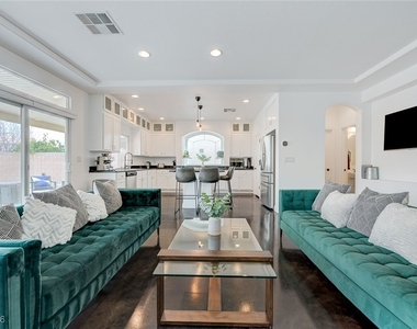 5556 Dancing Fox Court - Photo Thumbnail 9