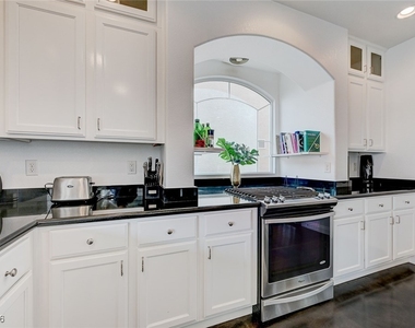 5556 Dancing Fox Court - Photo Thumbnail 15