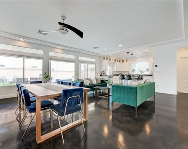 5556 Dancing Fox Court - Photo Thumbnail 4