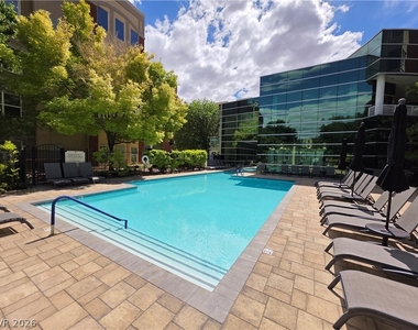 62 E Serene Avenue - Photo Thumbnail 7