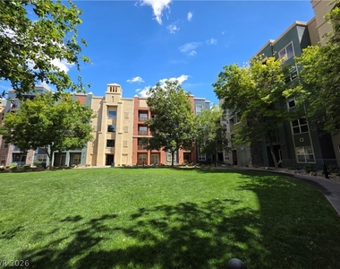 62 E Serene Avenue - Photo Thumbnail 1