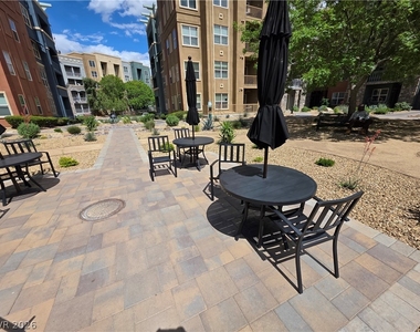 62 E Serene Avenue - Photo Thumbnail 5