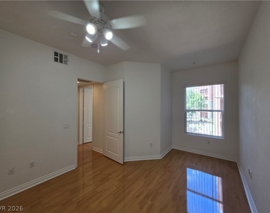62 E Serene Avenue - Photo Thumbnail 59