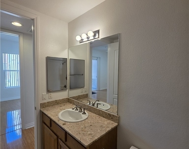 62 E Serene Avenue - Photo Thumbnail 75