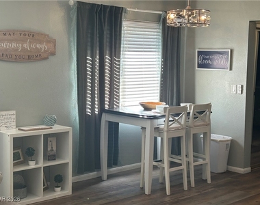 1481 Lorilyn Avenue - Photo Thumbnail 10